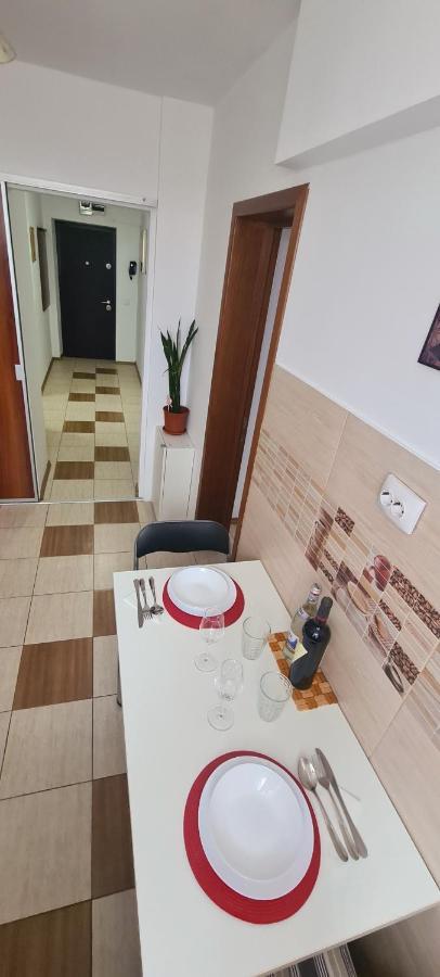 Perfect View Apartament 2 Rooms Self Check-In Bucureşti Ngoại thất bức ảnh