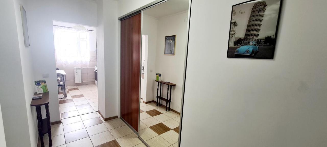 Perfect View Apartament 2 Rooms Self Check-In Bucureşti Ngoại thất bức ảnh