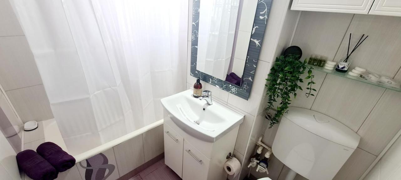 Perfect View Apartament 2 Rooms Self Check-In Bucureşti Ngoại thất bức ảnh